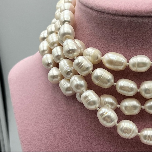 Freshwater handknotted threaded long strand Pearl necklace - Picture 6 of 7